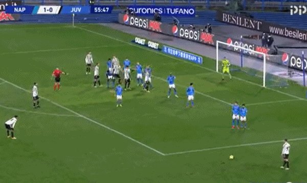 1613247940089001895.gif